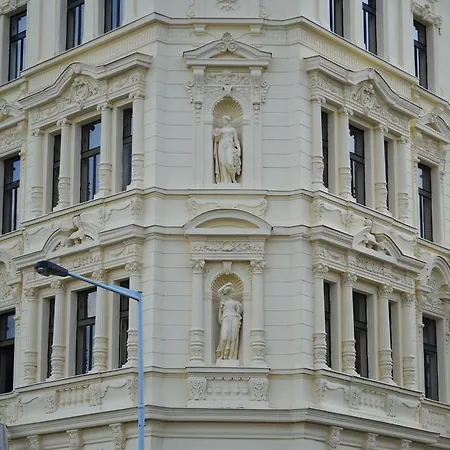 Tesnov Prague